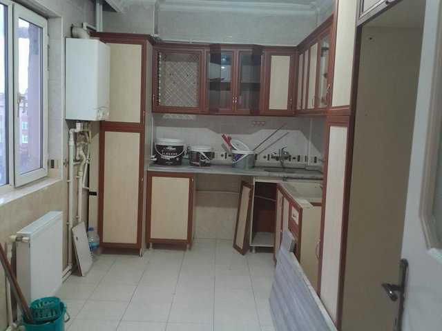 REMAX İLKE'DEN KONGRE CADDESİ'NDE 3+1 KİRALIK DAİRE