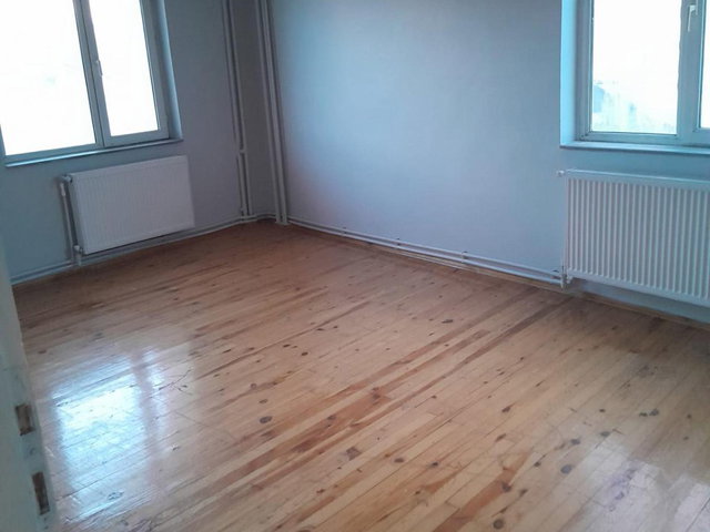 REMAX İLKE'DEN KONGRE CADDESİ'NDE 3+1 KİRALIK DAİRE