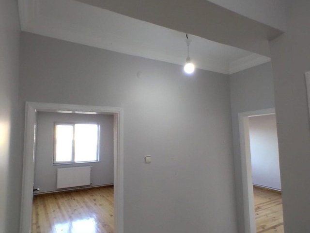 REMAX İLKE'DEN KONGRE CADDESİ'NDE 3+1 KİRALIK DAİRE