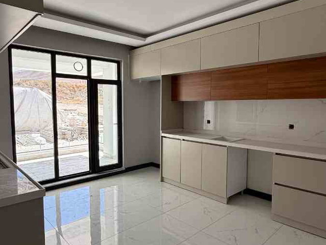RE/MAX LACİVERT'TEN YILDIZKENT'TE SATILIK 3+1 SIFIR DAİRE