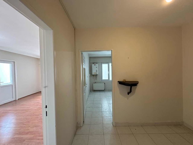 VADİYE KOMŞU ÇANLIK SİTESİNDE KİRALIK GÜNEY CEPHE 3+1