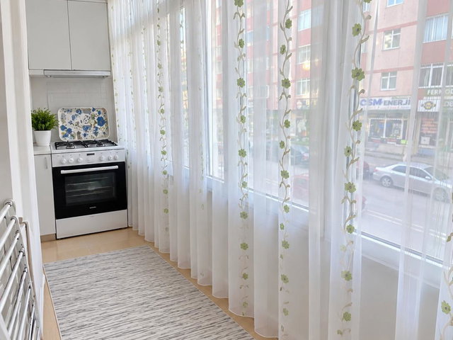 REMAX İLKE'DEN ŞÜKRÜPAŞA BEŞ EVLER'DE 3+1 KİRALIK DAİRE