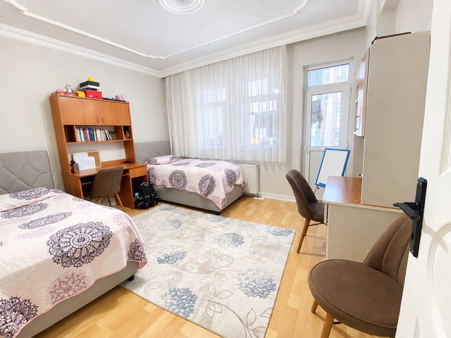REMAX İLKE'DEN ŞÜKRÜPAŞA BEŞ EVLER'DE 3+1 KİRALIK DAİRE