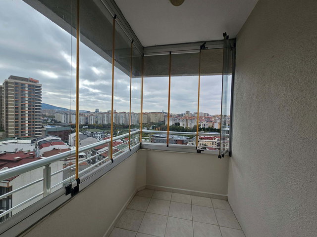 NURAN KARABAŞ ÇEKMEKÖY PARADISE CITY 5+1 TEMIZ, DUBLEKS KIRALIK
