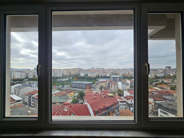 NURAN KARABAŞ ÇEKMEKÖY PARADISE CITY 5+1 TEMIZ, DUBLEKS KIRALIK