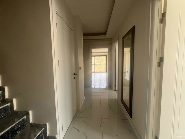 BAYRAKLI KÖRFEZ MAH’DE GENİŞ TERASLI 3+1 DUBLEKS  KİRALIK DAİRE