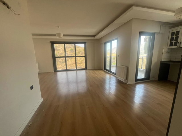BAYRAKLI KÖRFEZ MAH’DE GENİŞ TERASLI 3+1 DUBLEKS  KİRALIK DAİRE