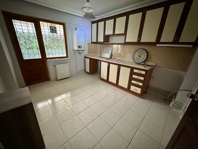 ÇANKAYA ŞEHİT CENGİZ KARACA MAH.’DE 3+1, BALKONLU, EŞYASIZ KİRALIK DAİRE