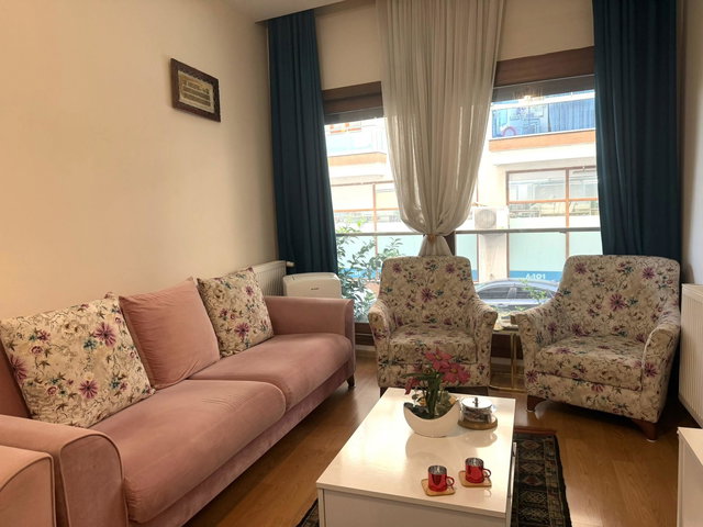 İZMİR KARŞIYAKA DEMİRKÖPRÜ'DE SATILIK 2+1 DAİRE