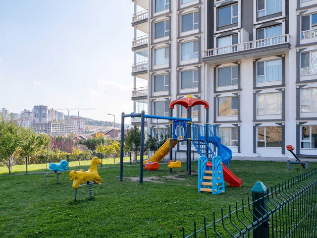 TÜRKKONUT KOCAOĞLU SITESINDE FULL YAPILI MANZARALI 4+1 DAIRE