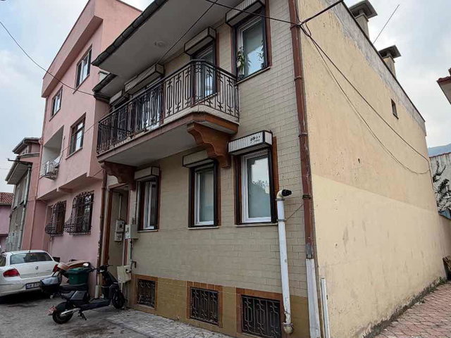 REMAX BEYAZ OSMANGAZI MAH. BAHÇELI MÜSTAKIL SATILIK