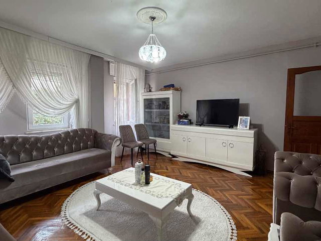 REMAX BEYAZ OSMANGAZI MAH. BAHÇELI MÜSTAKIL SATILIK