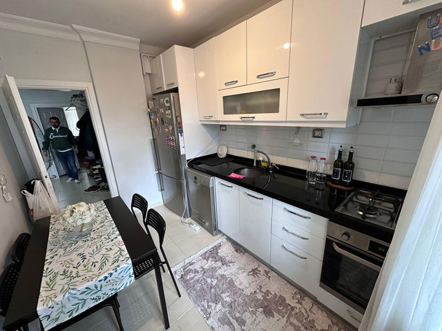 MEHTERÇEŞME’DE GÜNEY CEPHELİ 3+2 | 160 M² NET | SON KAT (3/3) | 2 BANYO 3 WC