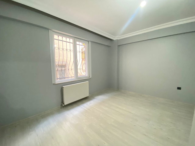PENDIK ÇINAREDE METROYA 5 DK MESAFEDE 2+1 KIRALIK BOŞ DAIRE