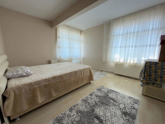 ÇAYIROVA SATILIK 2+1 BÜYÜK BALKONLU