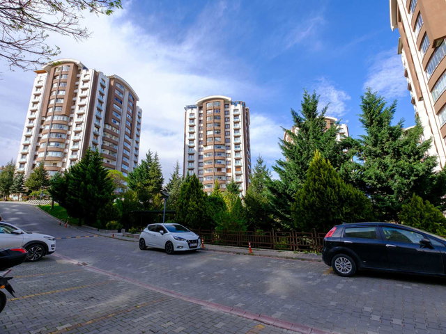 KEÇİÖREN DİVAN KONUTLARI’NDA SATILIK FULL YAPILI 2+1 DAİRE