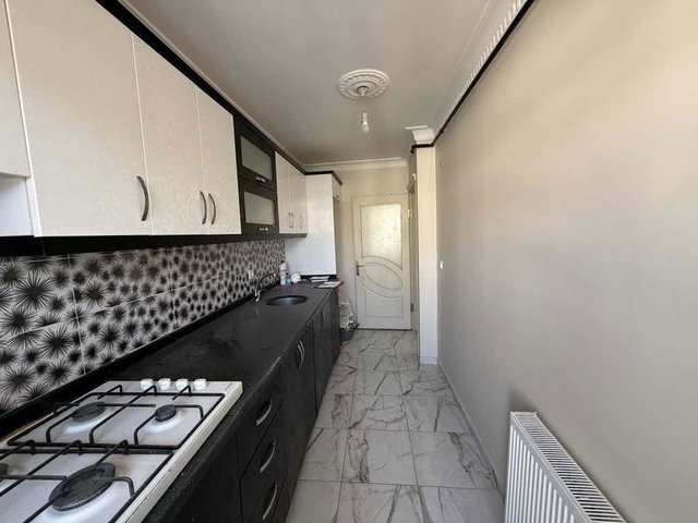 ÜÇEVLER MAH 2+1 KAPALI MUTFAK SATILIK BOŞ DAİRE
