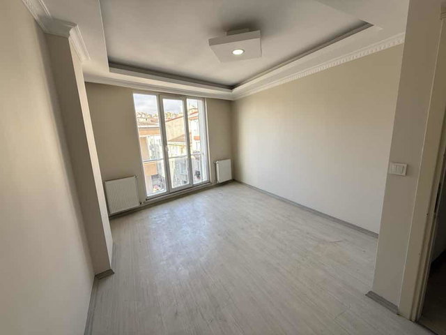 ÜÇEVLER MAH 2+1 KAPALI MUTFAK SATILIK BOŞ DAİRE