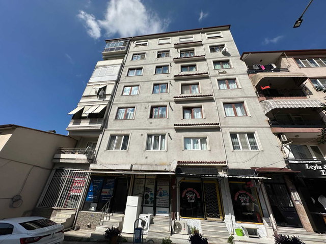 REMAX EXCELLENCE'DEN İZMİT KOZLUKTA KİRALIK 3+1 ARA KAT DAİRE