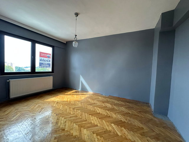 REMAX EXCELLENCE'DEN İZMİT KOZLUKTA KİRALIK 3+1 ARA KAT DAİRE