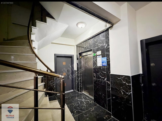 SULTANBEYLİ NECİP FAZIL YENİ BİNA SATILIK 4+1 DUBLEXS DAİRE