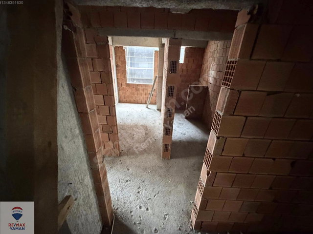 ESENYALIDA YIL SONU TESLİM 2+1 FIRSAT DAİRE