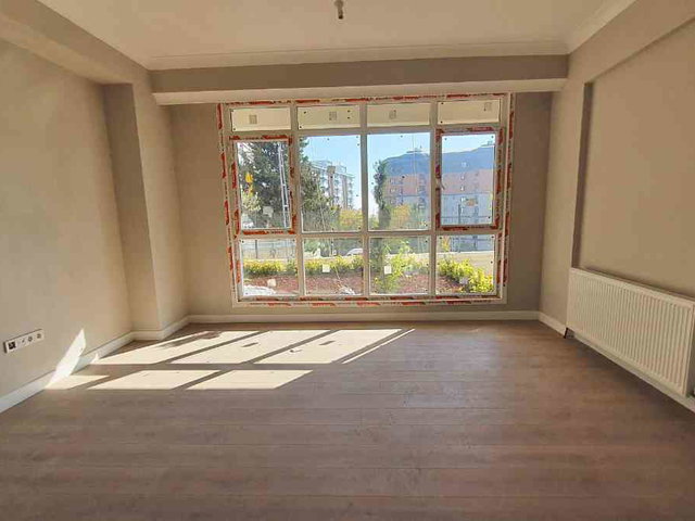 MALTEPE ESENTEPE PERAPARK 2 SITESI BAHÇEKATI 98M2  3+1 SATILIK SIFIR DAIRE