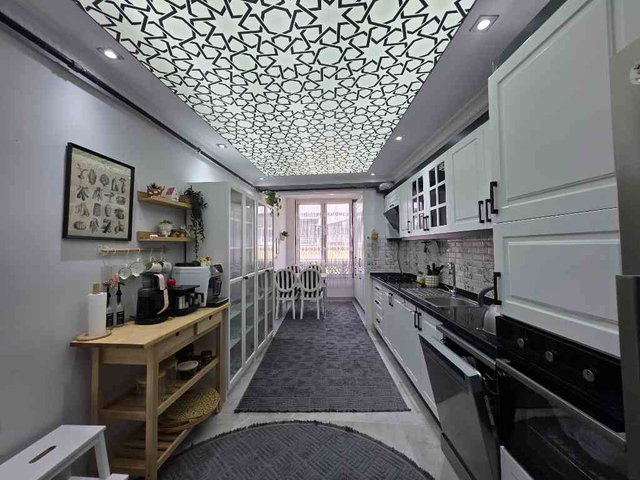 ÇEKMEKÖY MERKEZ MAHALLESİ’NDE 5+2, AYRI GİRİŞLİ, 200 M² ÇATI DUBLEKSİ