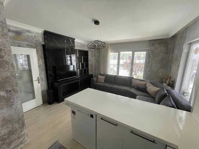 VEDAT DALOKAY CADDESİ ÜZERİ 2+1 EŞYALI FULL YAPILI FIRSAT DAİRE