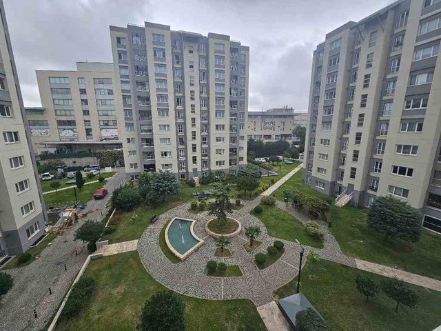 SEFAKÖY KİPTAŞ EVLERİNDE KİRALIK 2+1 DAİRE