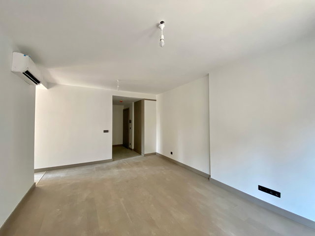 ACIBADEM KONAKLARI’NDA KİRALIK, BALKONLU, BÜYÜK TİP FERAH 2+1 DAİRE
