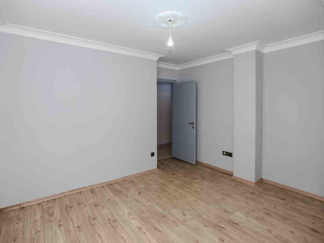 SANCAKTEPE SAMANDIRA’DA SİTE İÇİNDE GÜVENLİKLİ, METROYA YAKIN SATILIK 3+1 DAİRE