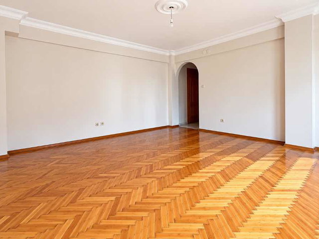 ÇENGELKÖYÜN KALBİNDE YEŞİLLİKLER İÇİNDE BALKONLU 2 ODA 1 SALON