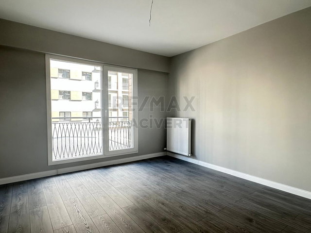RE/MAX LACİVERT'TEN SEFA PARK'TA ULTRA LÜKS SATILIK 4+1 DAİRE
