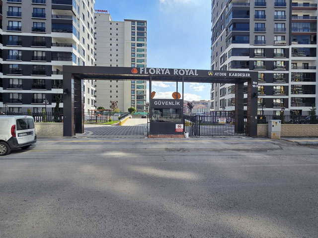 FLORYA ROYALDE 3 CEPHELİ 160 M2 NET 4+1 SATILIK DAİRE