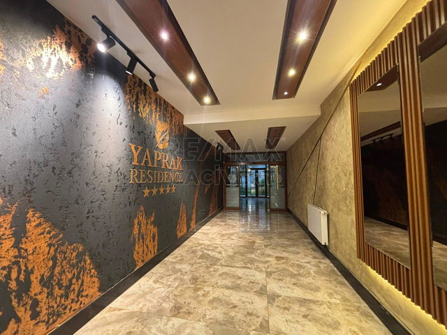 RE/MAX LACİVERT'TEN KOMBİNA YAPRAK RESİDANCE'DE SATILIK 4+1 LÜKS DAİRE