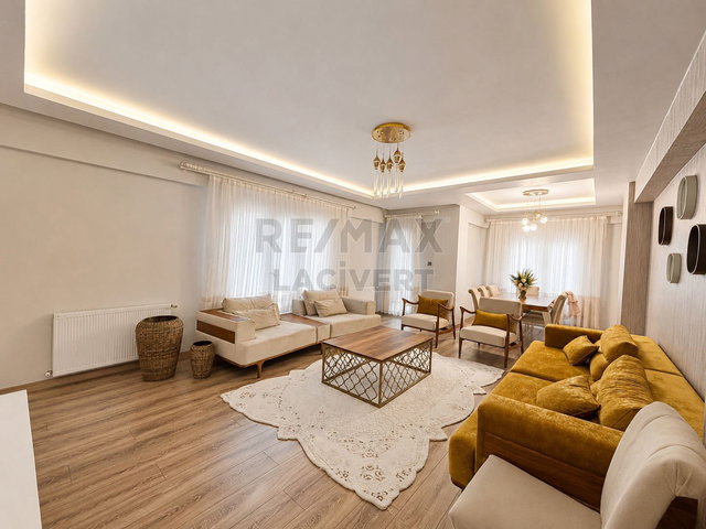 RE/MAX LACİVERT'TEN KOMBİNA YAPRAK RESİDANCE'DE SATILIK 4+1 LÜKS DAİRE