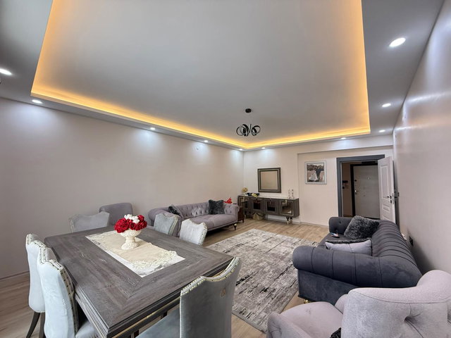 REMAX İLKE'DEN KOMBİNA'DA 3+1 SATILIK DAİRE