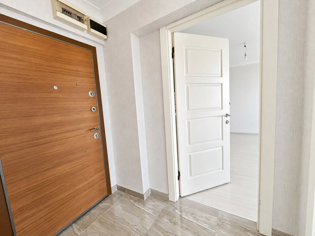 ERYAMAN AKASYA SİTESİ'NDE GENİŞ BALKONLU KİRALIK 1+1 DAİRE