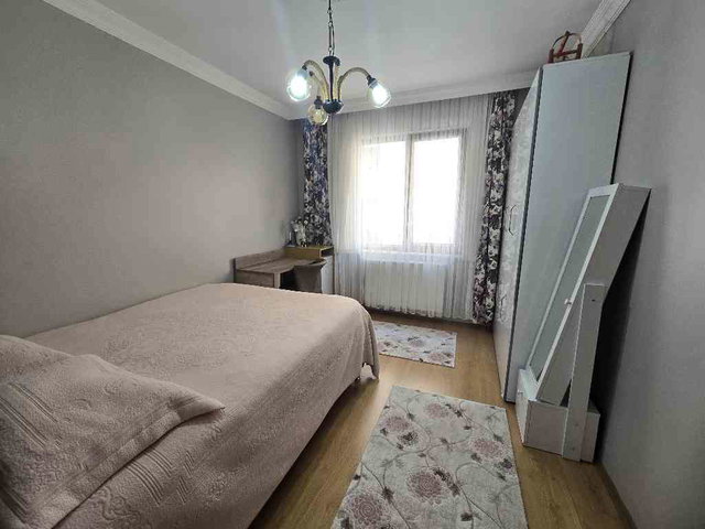 ACİL SATILIK! CENTER KARŞISI OPTİMED ARKASI CADDE CEPHE 120 M² 3+1 DAİRE
