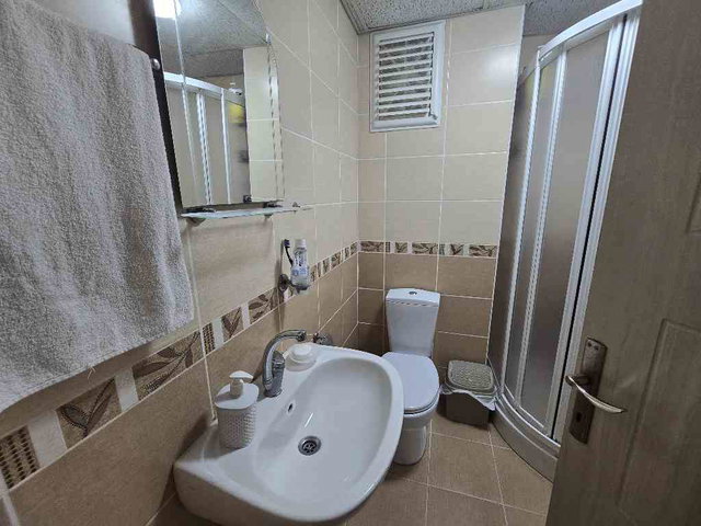 ACİL SATILIK! CENTER KARŞISI OPTİMED ARKASI CADDE CEPHE 120 M² 3+1 DAİRE