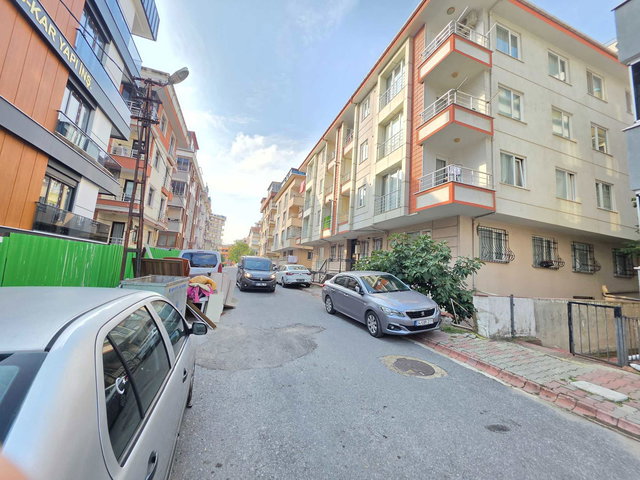 ÜMRANIYE ÇAKMAK MAH. ITFAIYE YAKINI ARA KAT 2+1 90M2