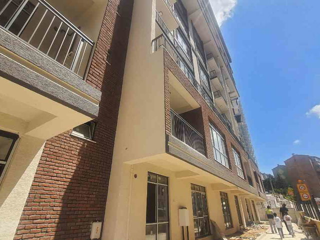 MALTEPE ESENTEPE PERAPARK 2 SITESI ZEMIN BAHÇEKATI 92M2 3+1 SATILIK SIFIR DAIRE