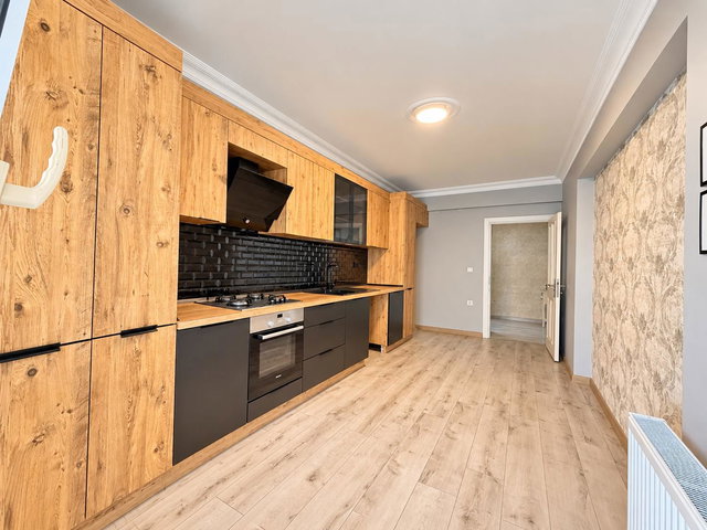 RE/MAX GELİŞİM'DEN ADNAN KAHVECİ MAHALLESİ TEMİZ YAPILI 3+1