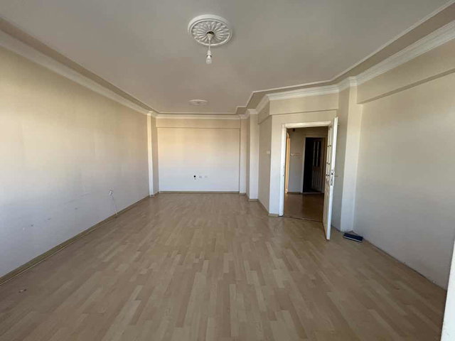 DERİNCE İBNİSİNA DA SATILIK 3+1 SATILIK DAİRE