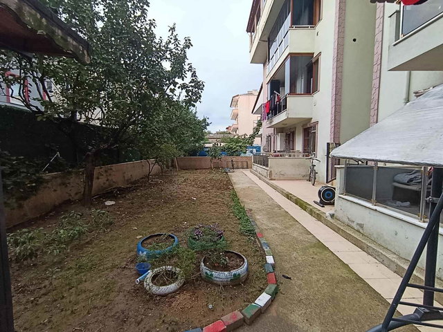 KONAK HASTANESİNE YAKIN, TERASLI 2,5+1 EŞYALI KİRALIK DAİRE
