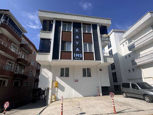 KİRACILI EŞYALI SATILIK 1+1