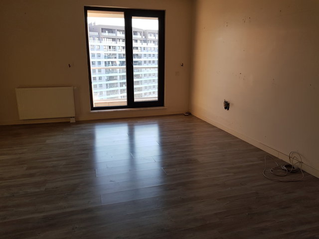 SİNPAŞ LİVA SATIŞ OFİSİ REMAX PROF SEZAİ T. SATILIK 2+1 GÖLET MANZARALI