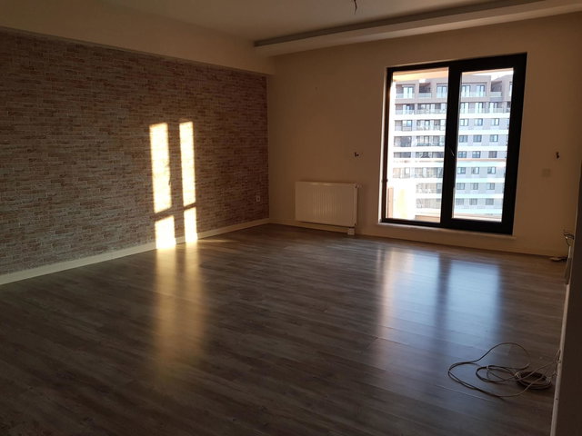 SİNPAŞ LİVA SATIŞ OFİSİ REMAX PROF SEZAİ T. SATILIK 2+1 GÖLET MANZARALI