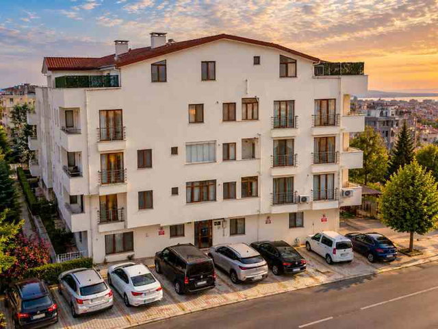 ÇAYIROVA AKSE MAHALLESİ'NDE DENİZ MANZARALI  4+1 DUBLEKS DAİRE SATILIK